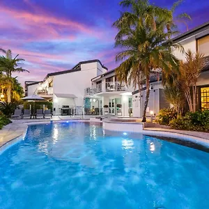 4* Aparthotel Boutique & Elkhorn