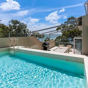 4* Aparthotel Little Cove Court